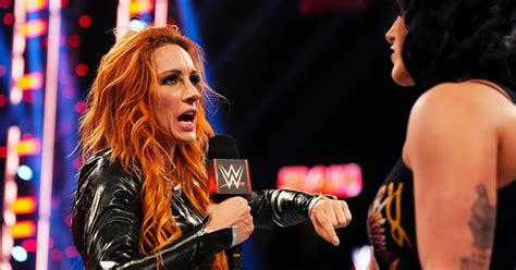 Becky Lynch very emotional interview about the viral Rhea Ripley。